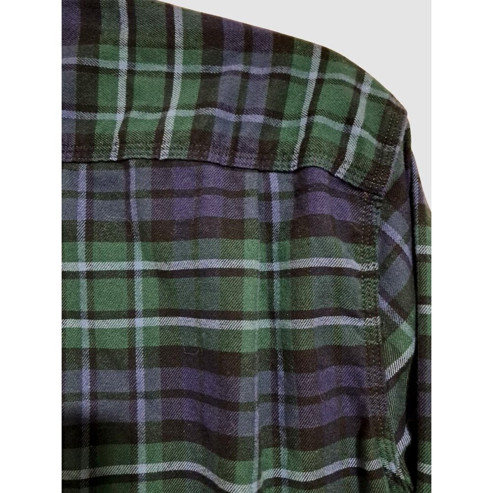 L.L.Bean Plaid Flannel Sirt Mens M Traditional Fit Lightweight Gorpcore Outdoors - Picture 12 of 15